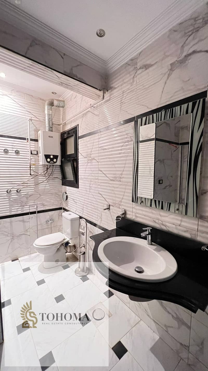 2 c6f3b3cf-5b4c-4951-bec8-d54fda5d55b5. jpg