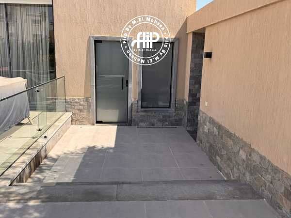 24 y0pAXMJm9wnVxKmgY0BxHf7xy1d9jR8ayfziZ4pW. jpeg