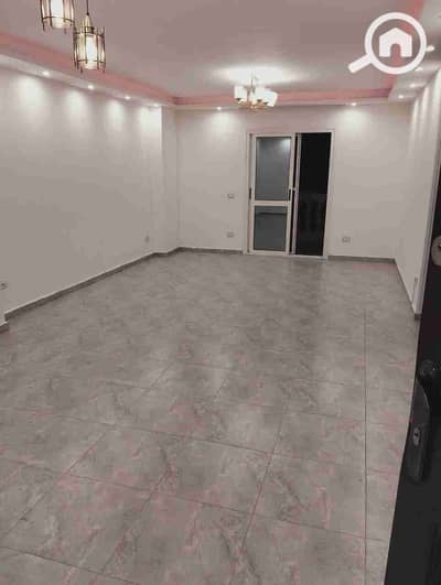 3 Bedroom Apartment for Sale in Sheikh Zayed, Giza - 98921. jpg