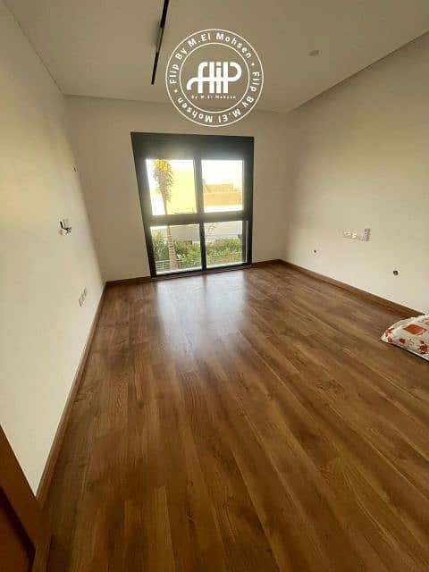 11 WhatsApp Image 2025-12-08 at 11.01. 08 PM (1). png