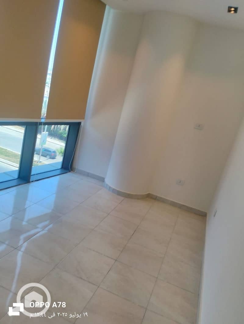 5 WhatsApp Image 2025-10-13 at 5.02. 51 PM. jpeg