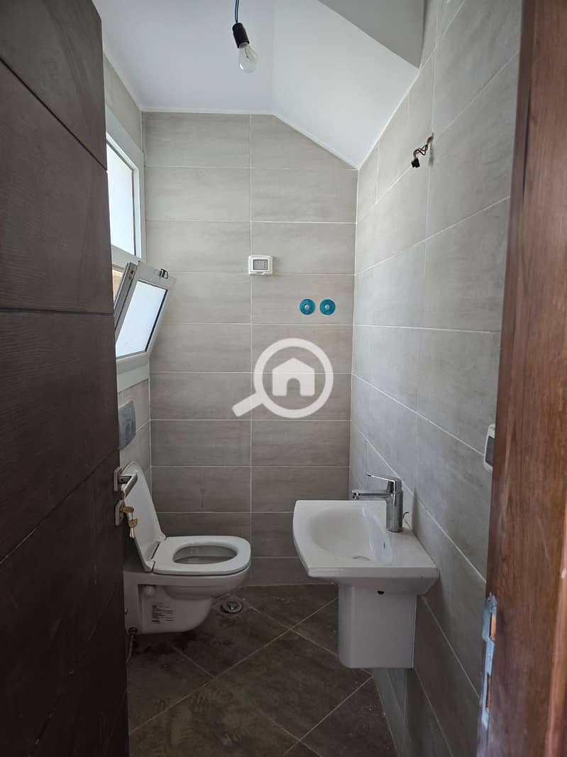 7 WhatsApp Image 2025-05-14 at 12.36. 48 PM. jpeg