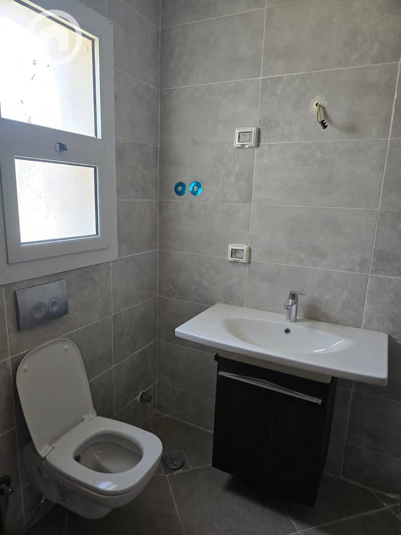 8 WhatsApp Image 2025-05-14 at 12.36. 49 PM (1). jpeg