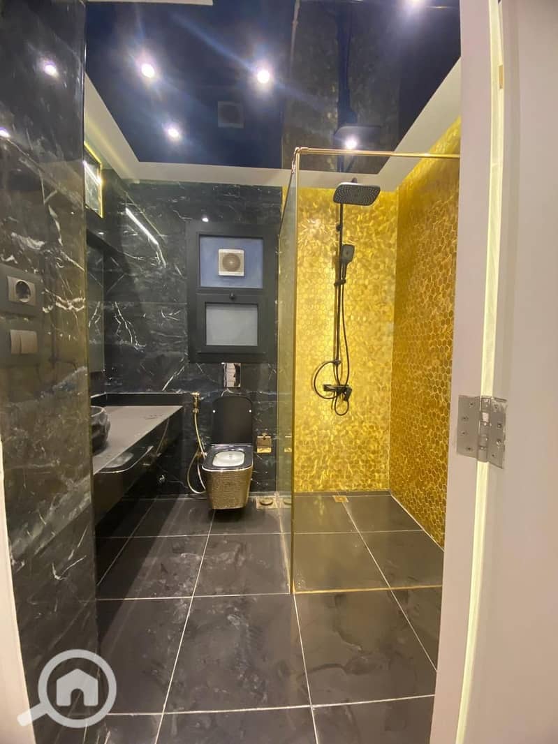 8 WhatsApp Image 2025-12-14 at 17.37. 51 (1). jpeg