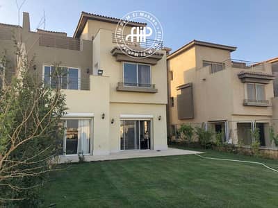 توين هاوس 5 غرف نوم للايجار في 6 أكتوبر، الجيزة - IMG-20250714-WA0181. jpg