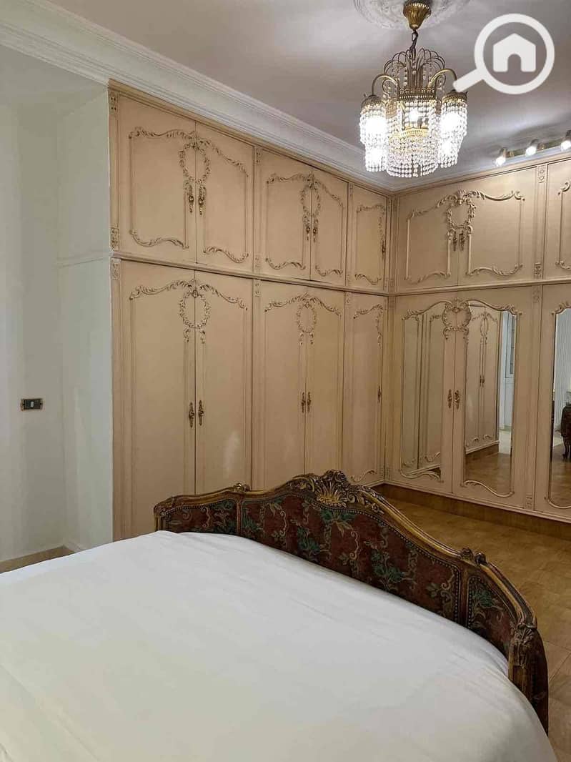 5 e47b40e5-496f-42e9-9855-8a0ac784dbf7. jpg