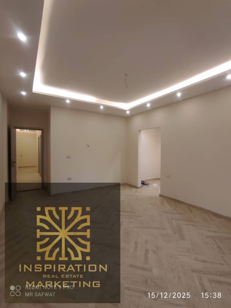 9 9034ae17-ecee-43b7-8014-5c731638c3d1. jpg