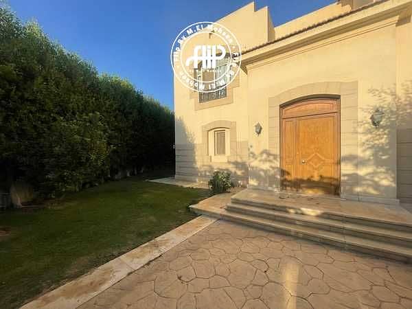 2 wsaJbuAakhwJgTZT48ejJzsyGXEKfW1QDVAz2kjQ. jpeg