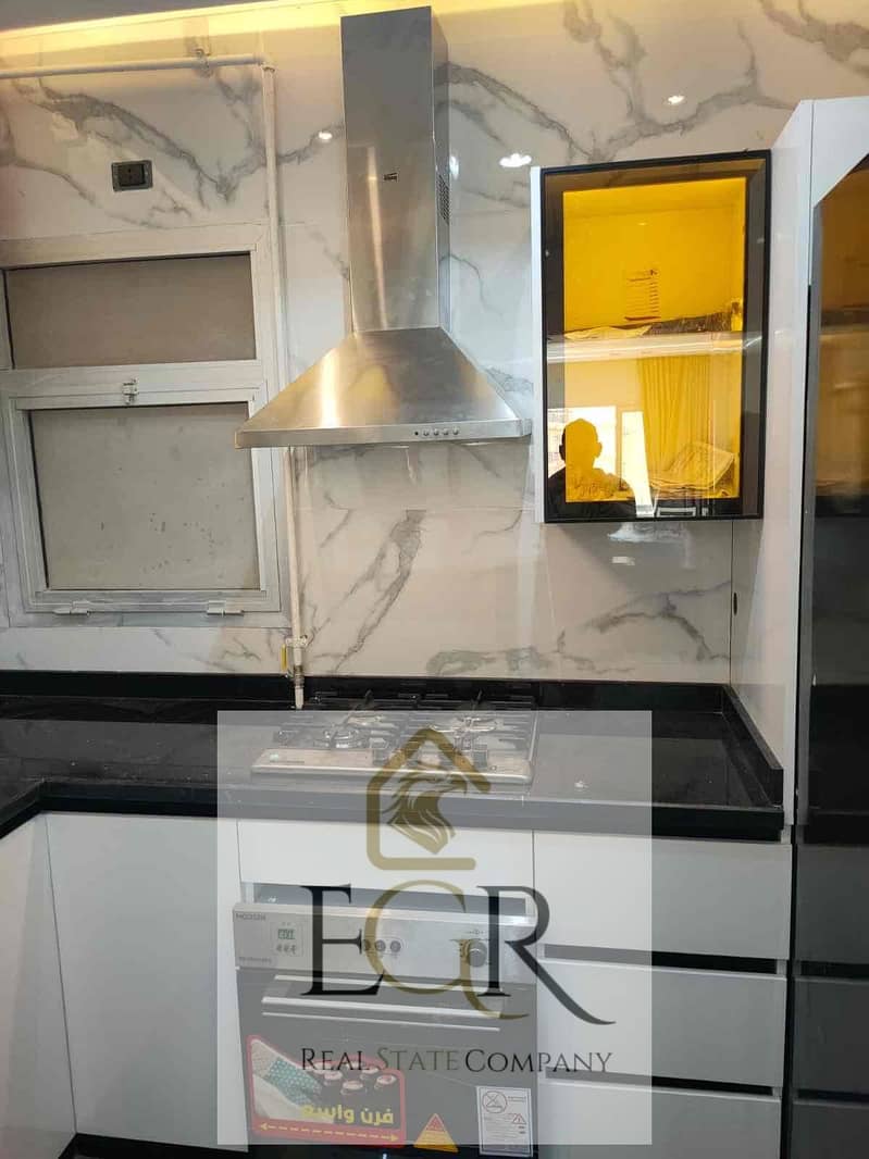 3 77ce95c9-4a49-40ab-892b-45cc493035b4. jpg