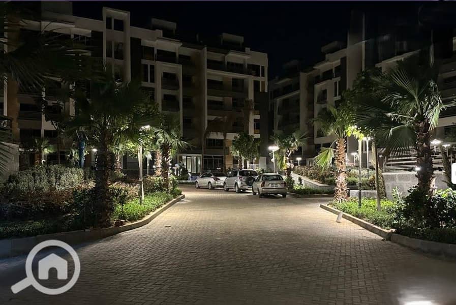 13 d14318460e3245de8d1351de46bb4e4b. jpg