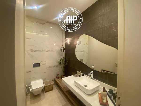 11 oE0QIosiP5WmDJQOeRdaLrOZkzxOm3Gy7dDNz40S. jpeg