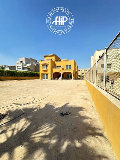 6 Bedroom Townhouse for Sale in 6th of October, Giza - IMG-20251016-WA0173. jpg