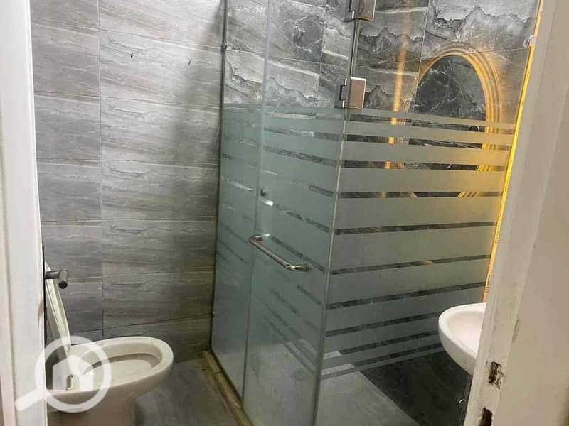 6 cda45875-4c2d-4338-92c0-6825f8b5ec73. jpg