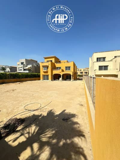 8 Bedroom Villa for Sale in 6th of October, Giza - IMG-20250728-WA0182. jpg 8 Bedroom Villa for Sale in 6th of October, Giza - IMG-20250728-WA0182. jpg