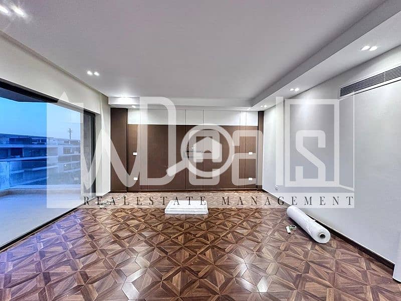 2 WhatsApp Image 2025-12-10 at 18.27. 31. jpg