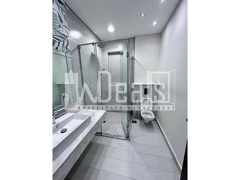 10 WhatsApp Image 2025-12-10 at 18.27. 29. jpg