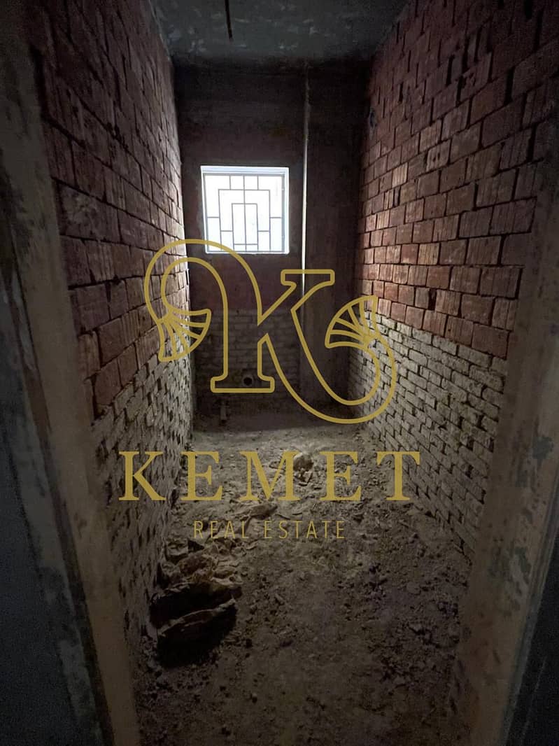 5 WhatsApp Image 2025-12-15 at 10.30. 20 PM. jpeg