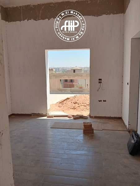 12 HEpwGhvWJqOnEZGIaBe2IY8rjEodQfPindxa6063. jpeg