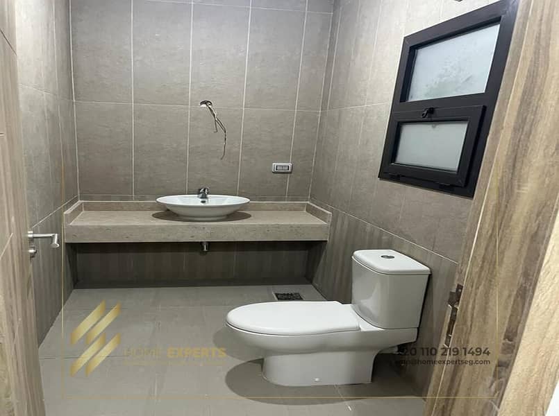 10 WhatsApp Image 2022-04-18 at 2.47. 15 PM. jpeg