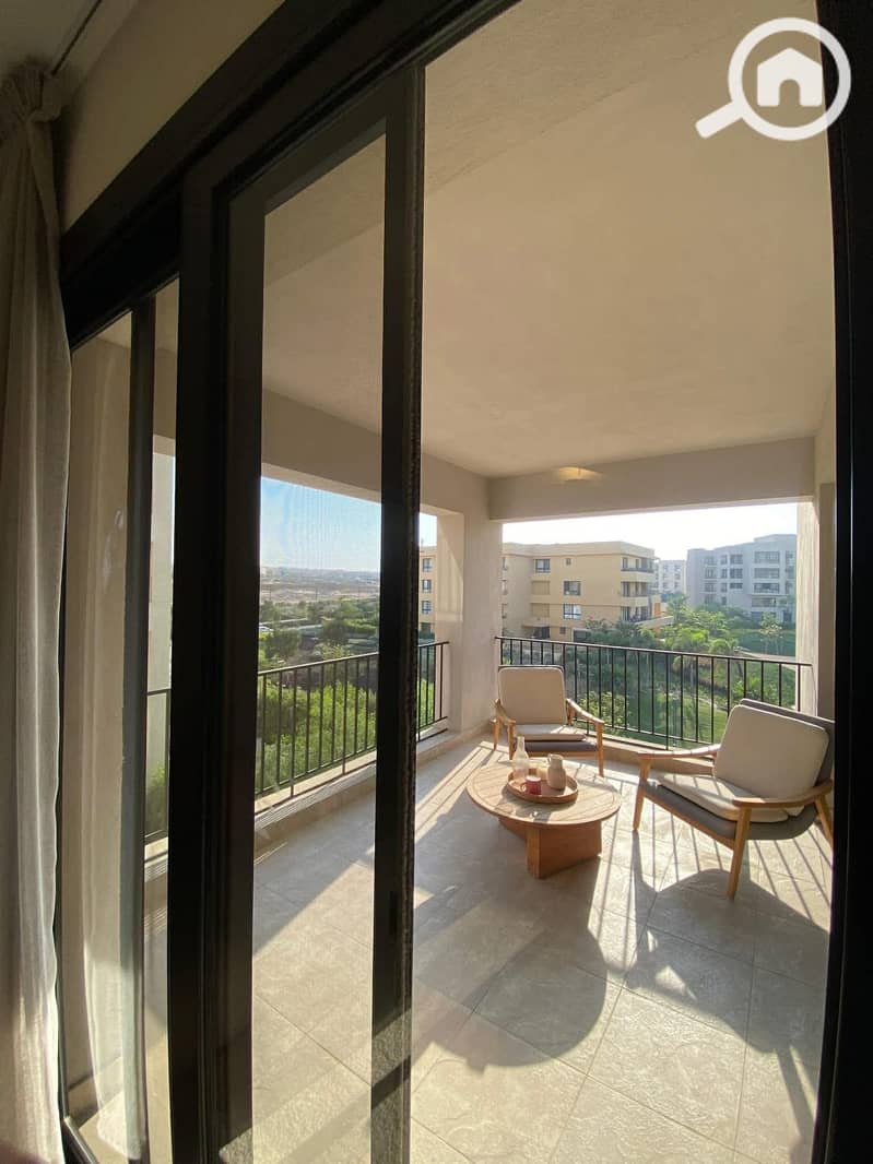 7 3305ac48-4f95-47d5-a3d8-7b78f2628b29. jpg