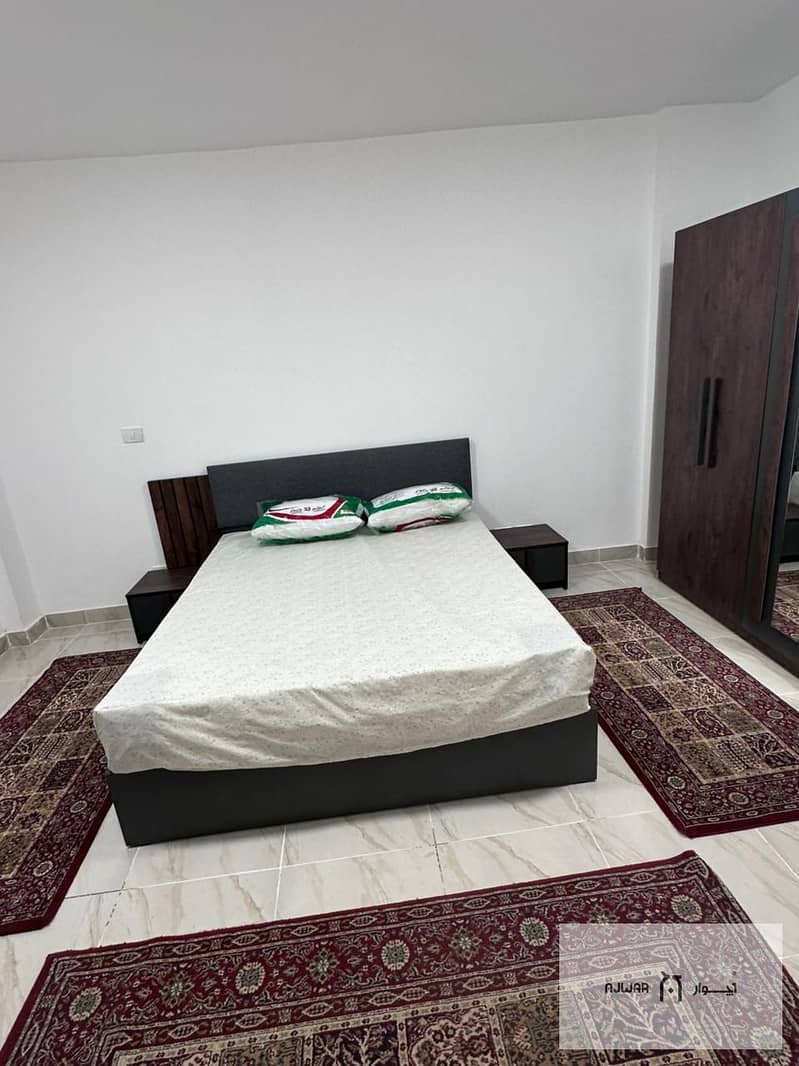 9 2211ceea-430b-486d-8610-46237c3c6dfd. jpg