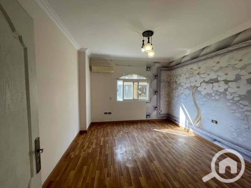 6 49d377fc-5e43-4a08-bd16-e9d3229ce130. jpg