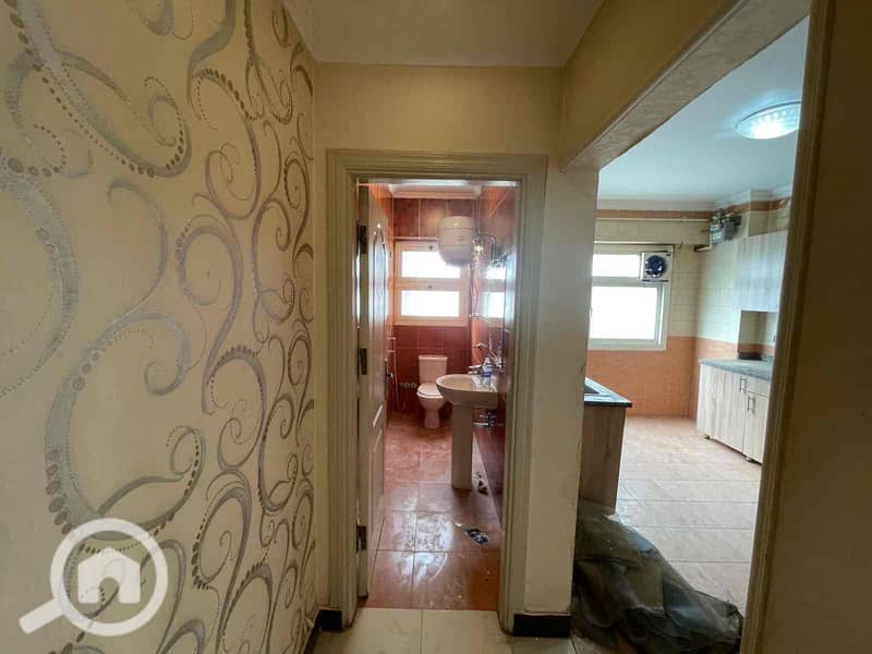 11 13777ff8-dae4-4ce1-9a70-c5eb5021add5. jpg