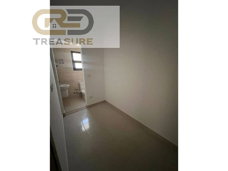 7 WhatsApp Image 2025-12-16 at 2.52. 53 PM. jpg