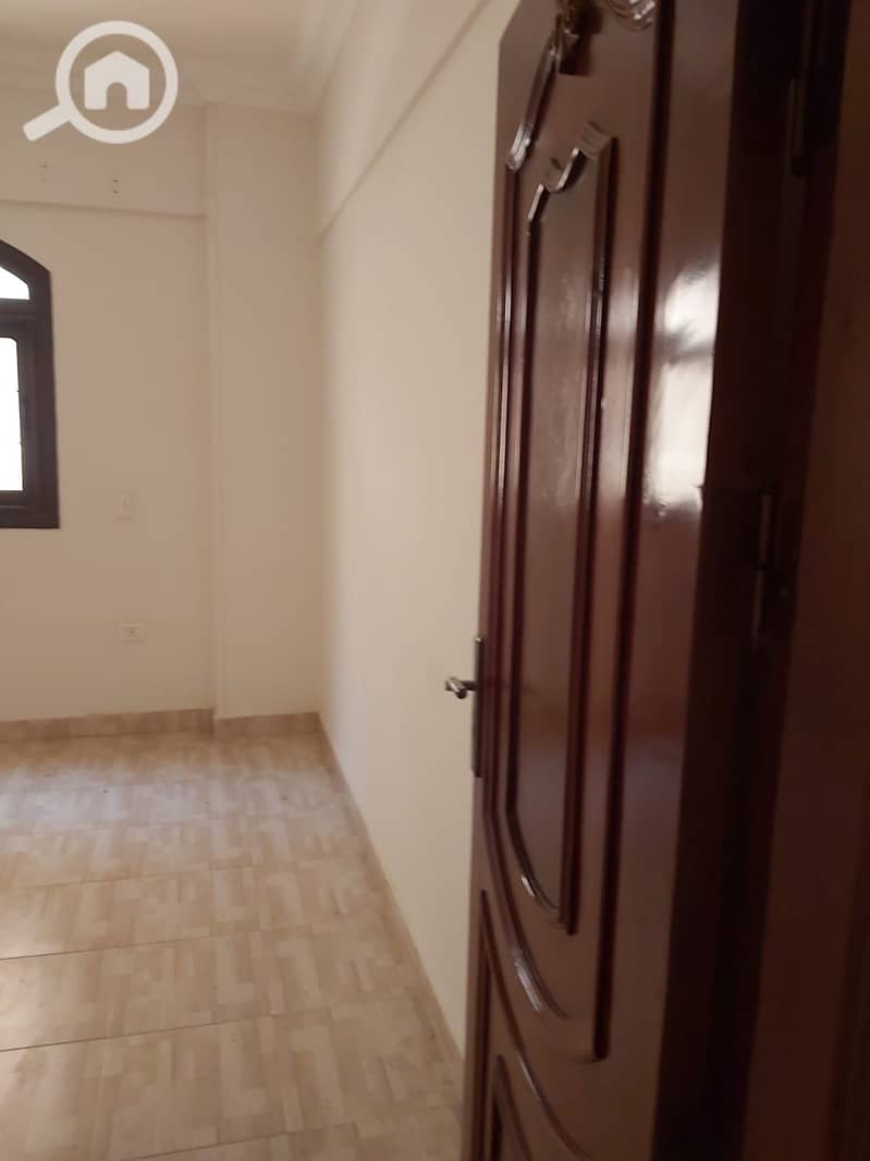 10 200c2b28-1dba-4de0-b972-f7462bd90f12. jpg