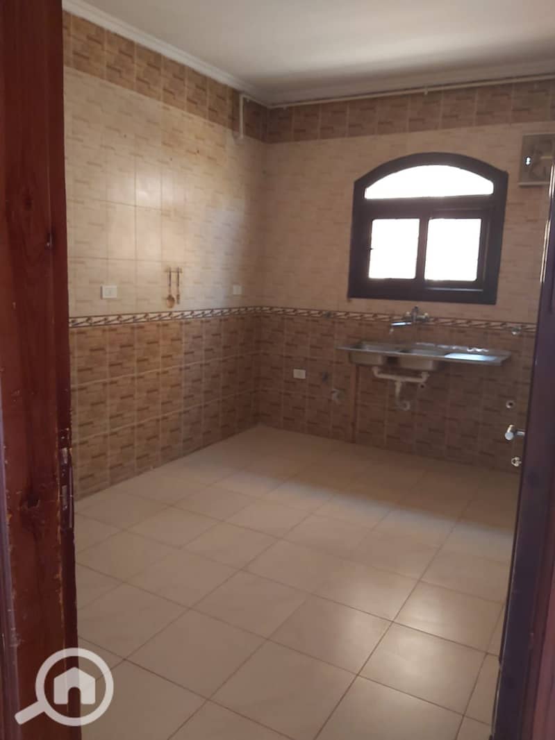 16 aa3add55-fefe-4695-a94e-b562fdd1e937. jpg