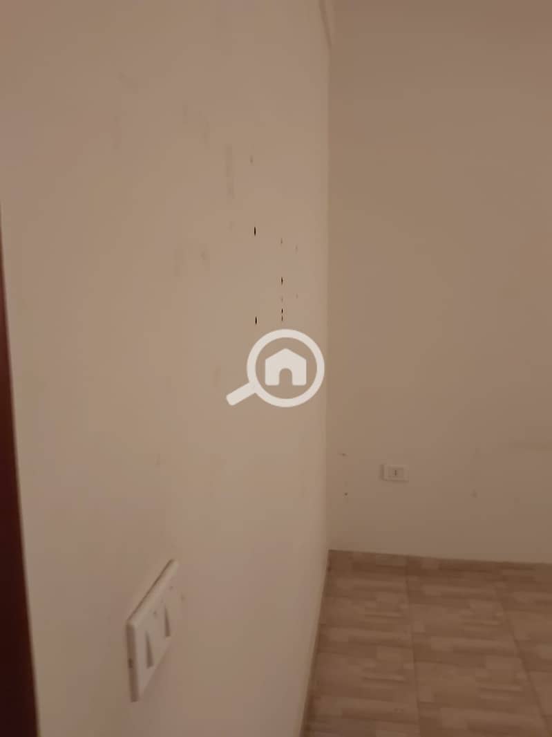 17 ea0372a0-bff4-4dfb-b4cb-0b117def5efa. jpg