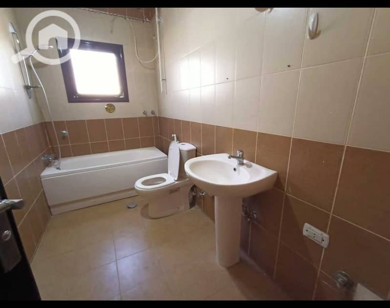 18 fa19ccb2-0357-4abe-ba17-7e06acd50a0d. jpg