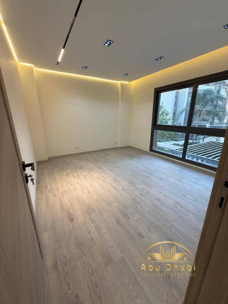 5 f875e338-927a-4328-9af7-2961317ae8d8. jpg