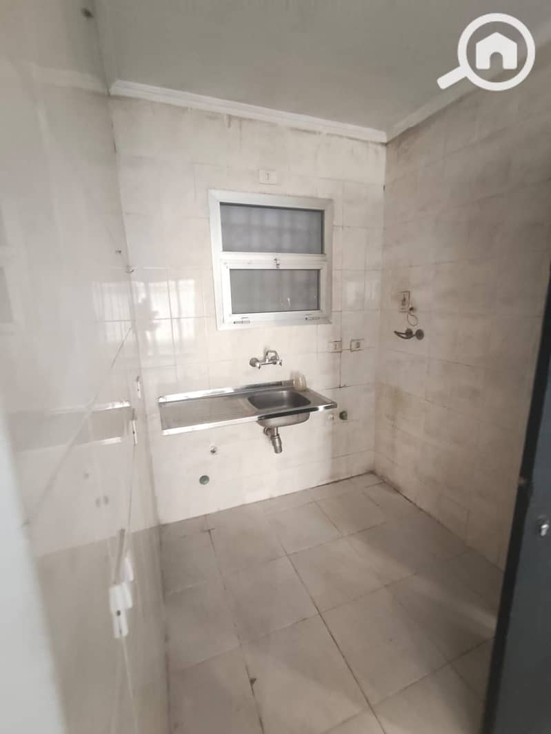 6 337f58dc-090d-42e8-b6b5-d32aa129af52. jpg