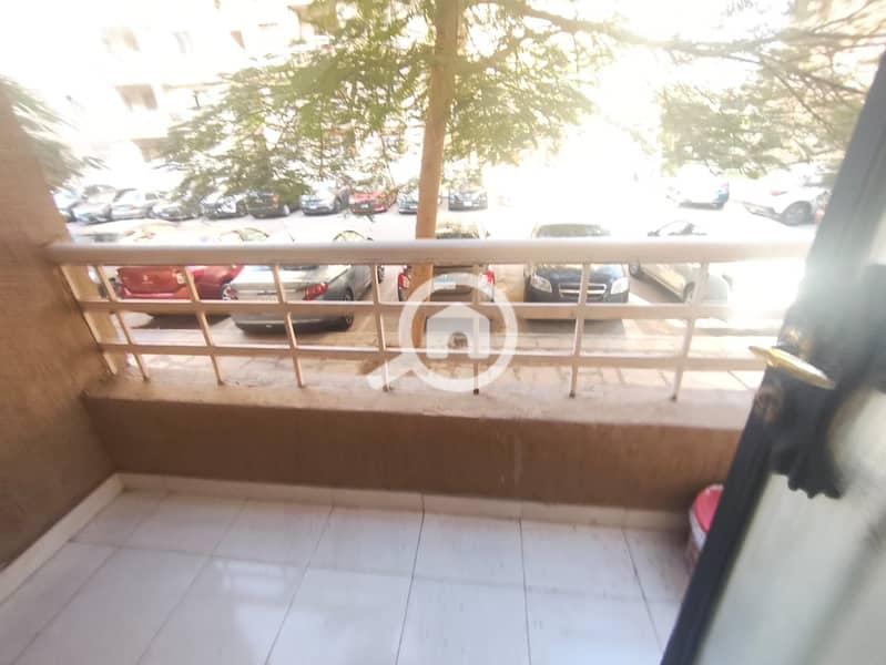 8 beaf14ed-4c52-4613-b1b3-e017dd2b46d2. jpg