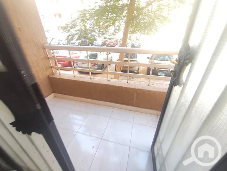 11 f0e2294d-0801-4474-b97b-a8a89e25f246. jpg