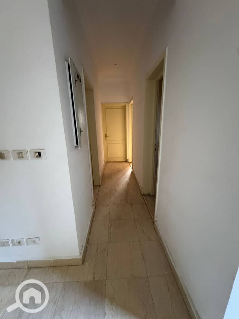 6 7bc7f6a4-4f61-4a8c-b85e-37e940a6f616. jpg