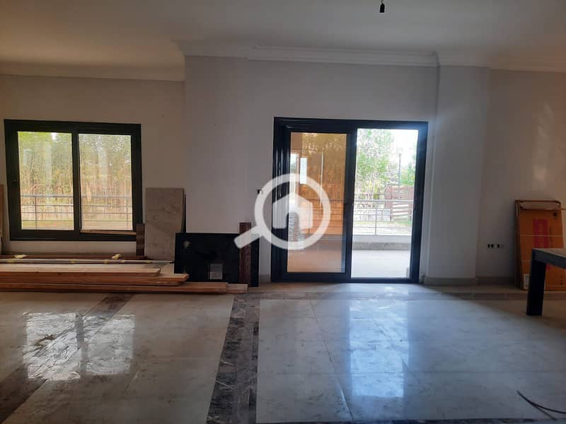 5 50650028-7ec4-47b0-b28c-24fb80d015ec. jpg