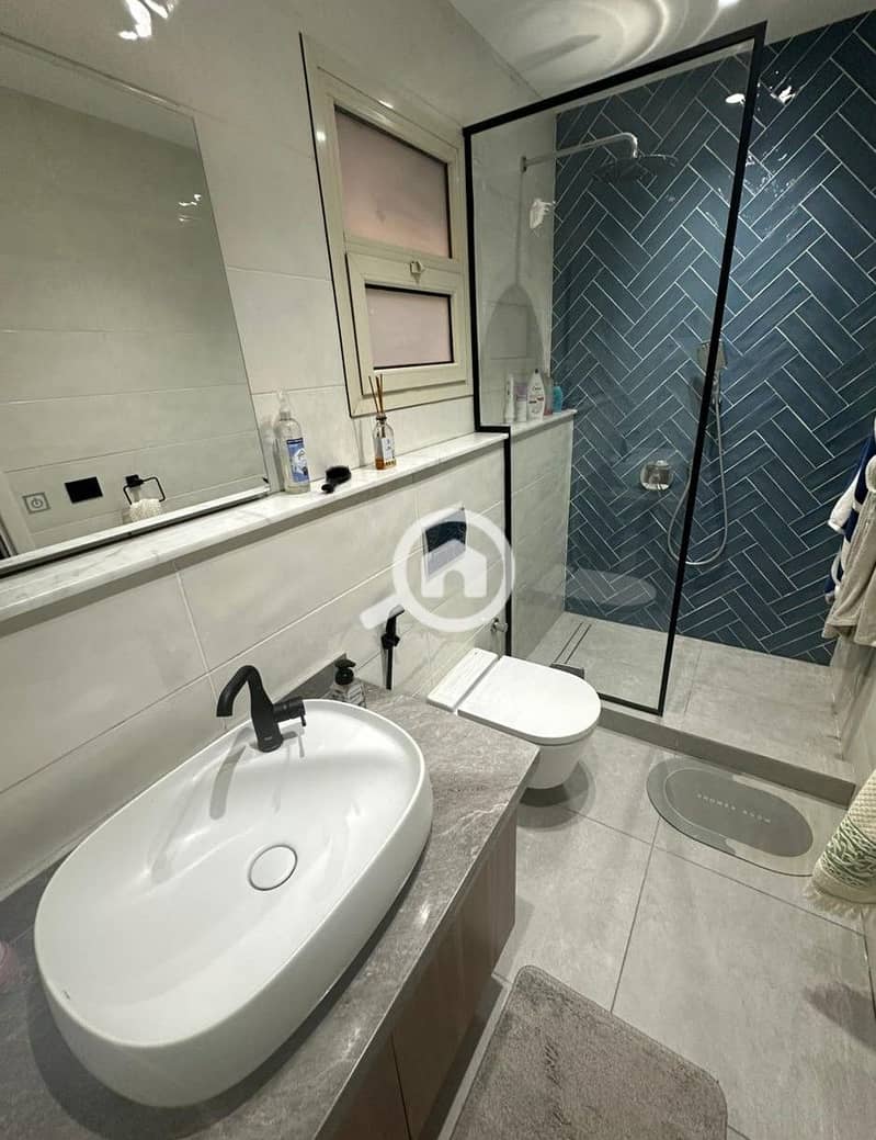 8 IMG-20251216-WA0072. jpg