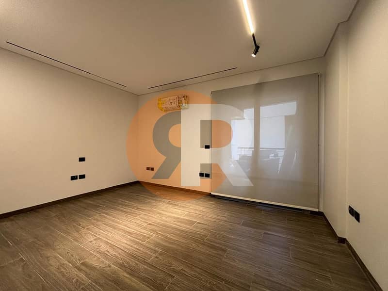 5 WhatsApp Image 2025-12-16 at 3.07. 10 PM (1). jpeg