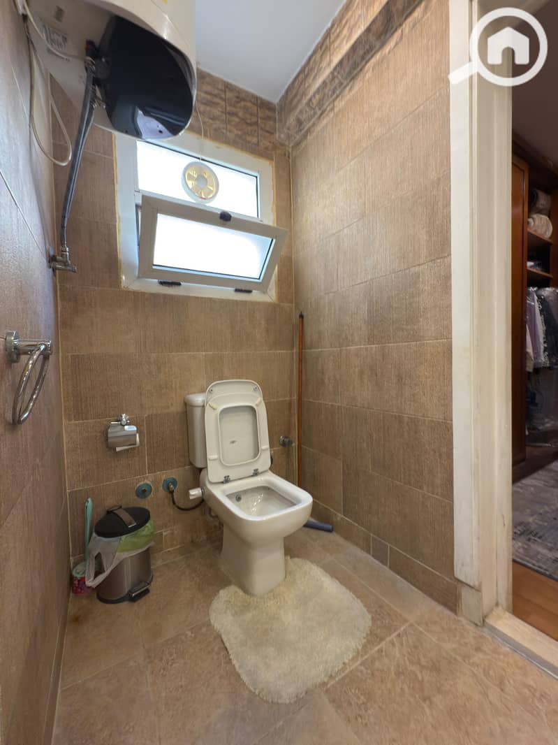 10 ce56d470-979a-4d17-85e6-e8b0b71c1689. jpeg