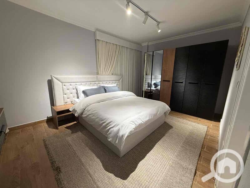 5 c9ee9a41-11f0-429b-af09-540168a40a6b. jpg