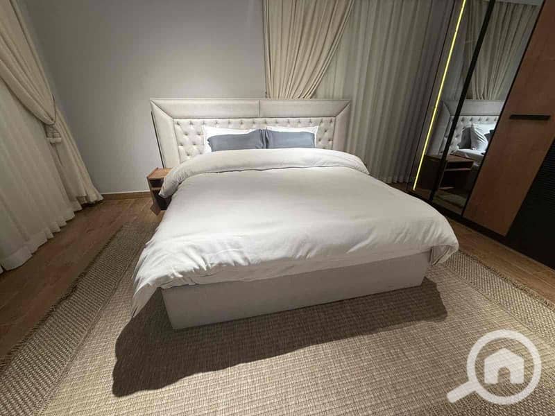 8 e46ebd3d-864a-4e1f-96af-240f228501d0. jpg