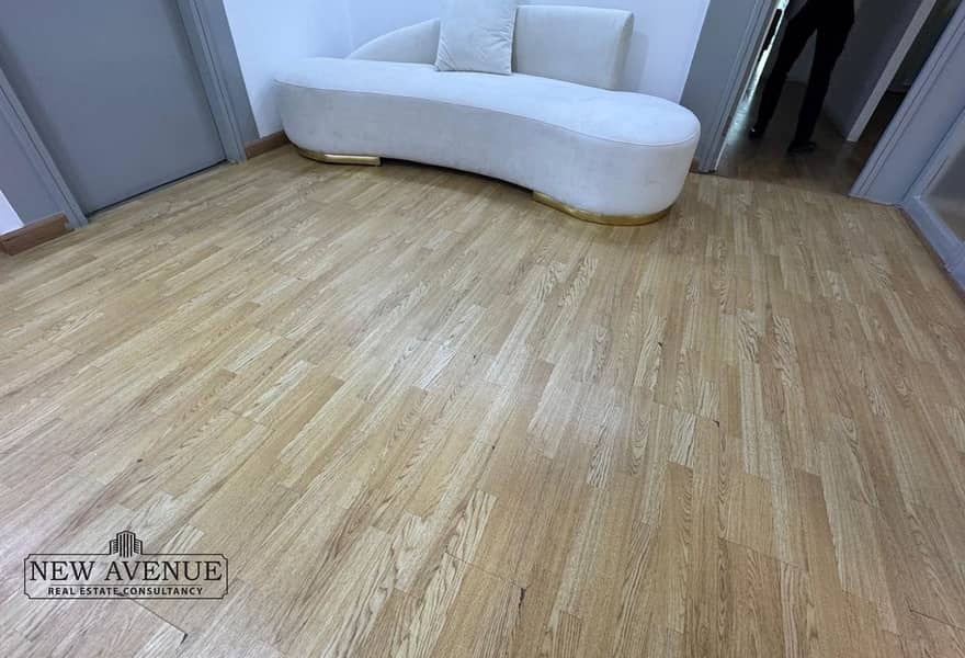 2 73fcc6f6-efc3-4d2d-ae65-32d74f146293. jpg