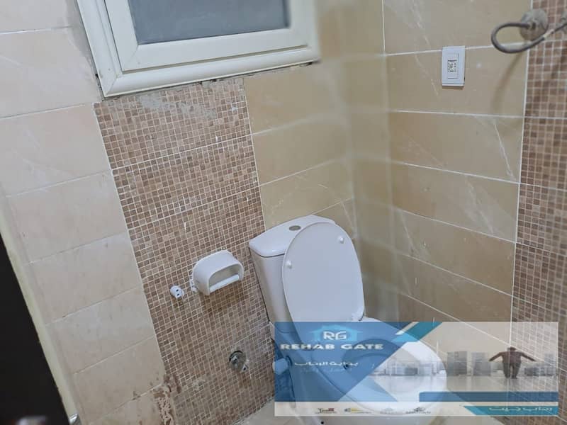 9 d020a5c0-5f29-44df-a225-f688d6f8ebfe. jpg