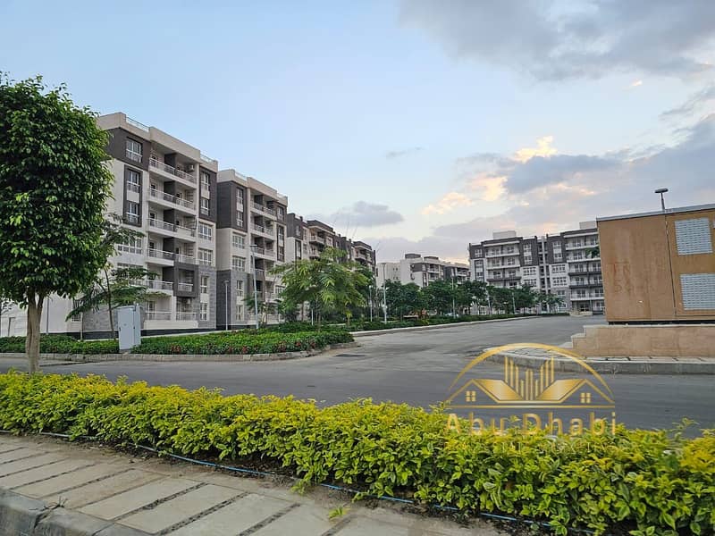 4 0e97050e-99e2-405b-a329-d7e4a91dfceb. jpg