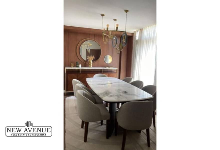 4 df60a992-6e67-408e-9df8-e9d7d11db50f. jpg