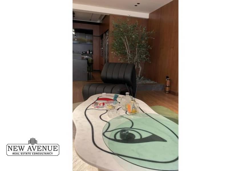 7 d53cbe43-24a8-45f9-a7ed-d252d1341199. jpg