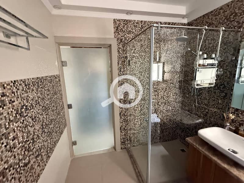 7 WhatsApp Image 2025-12-08 at 12.38. 33 PM (4). jpeg