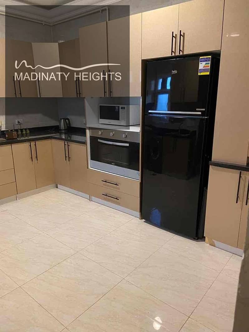 12 dcf27673-5c08-4418-b56a-a2937ab34812. jpg